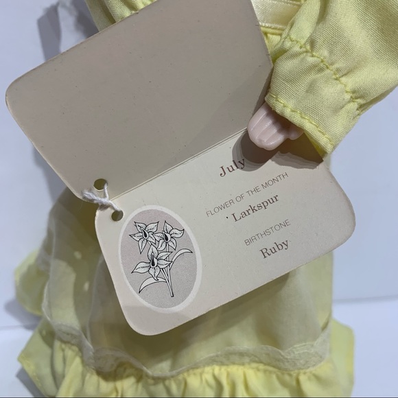 Russ Months to Remember 8"Porcelain Dolls JULY Style No1591 Yellow Dress Vintage - Picture 5 of 7